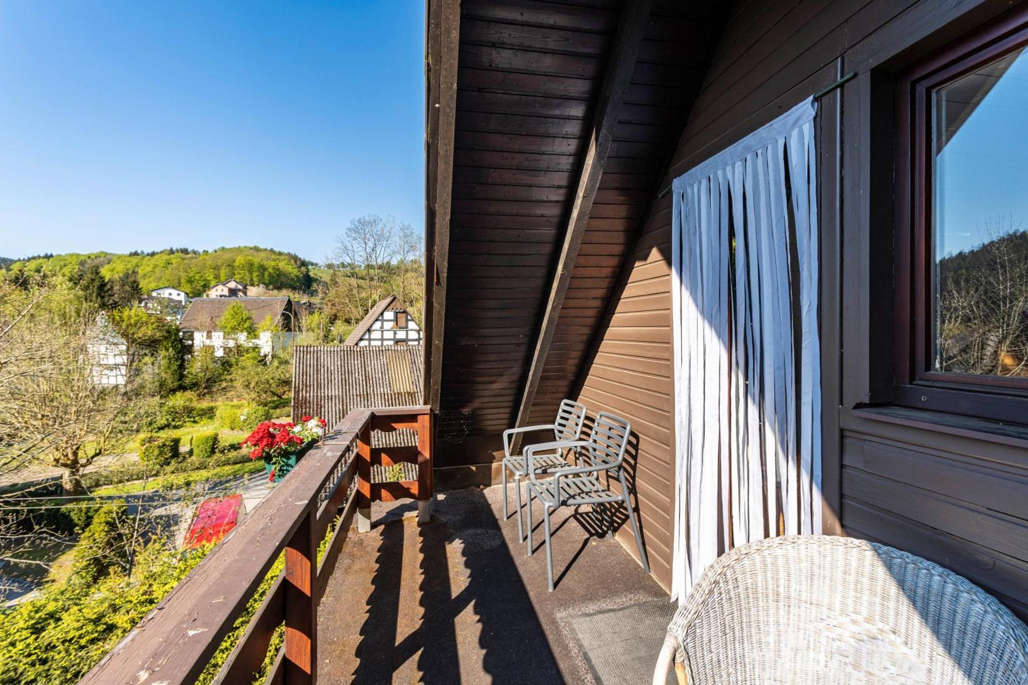メーデバッハ Haus Waldesruhヴィラ エクステリア 写真